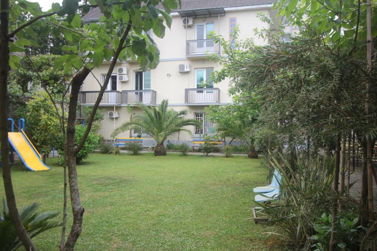 Hotel Nodmax 乌雷基 外观 照片